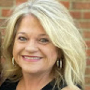 Meet your Posher, Melisa